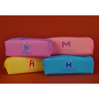 Пенал косметичка силиконовый M,A,K,H